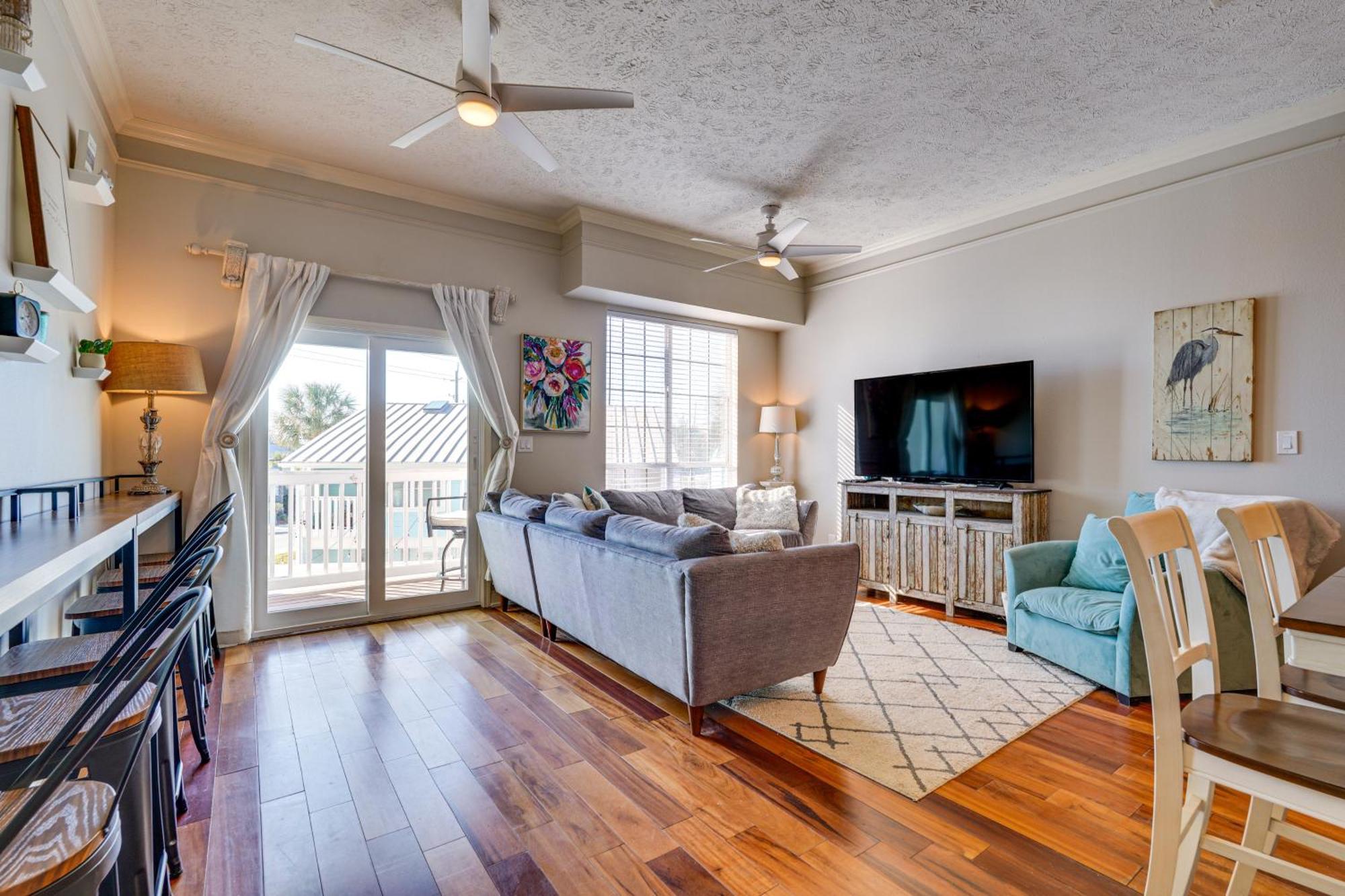 Holiday home Panama Townhome With Deck, Ocean Views *